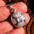 Hanger met Ceylon Maansteen en 925 Zilver