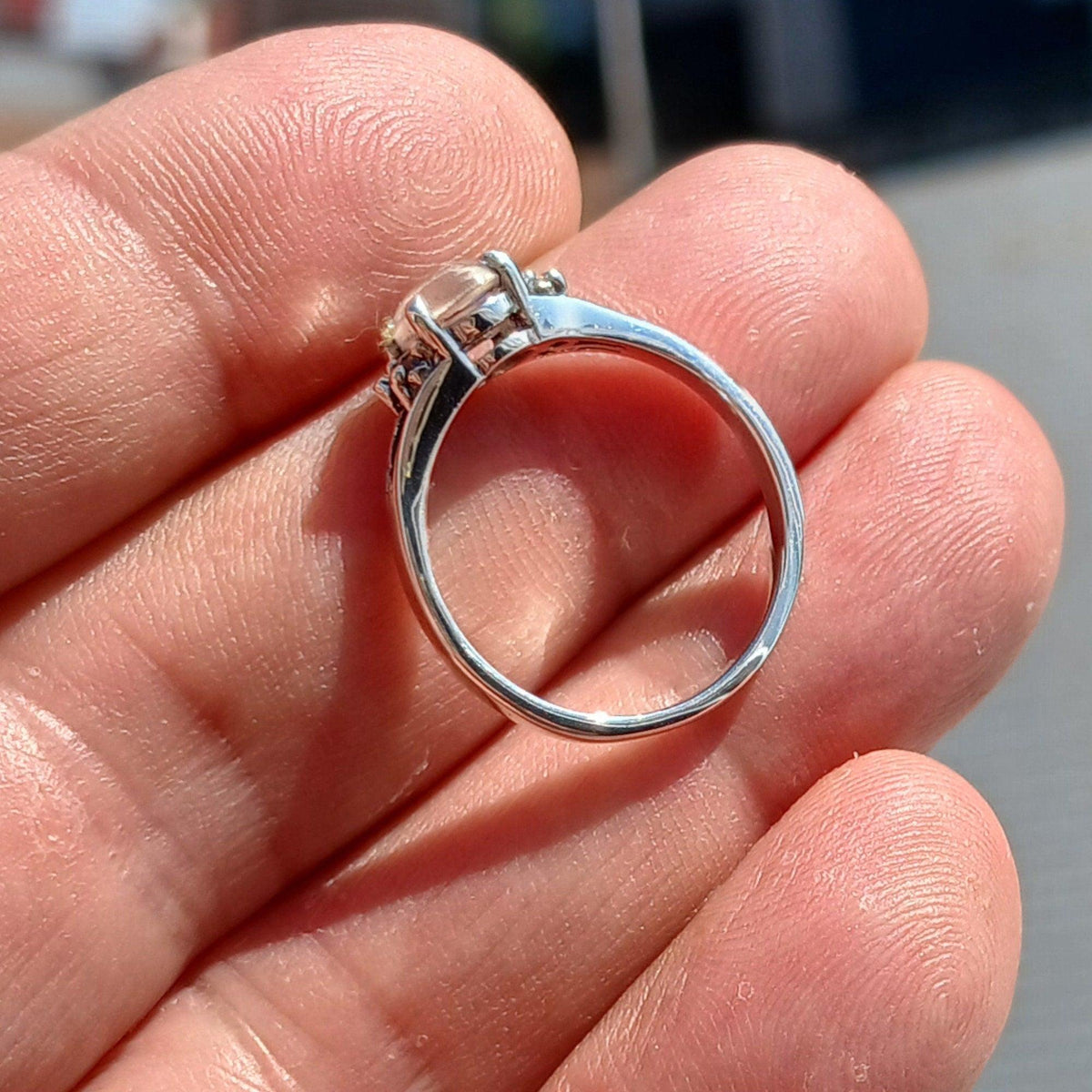 Ring met Ceylon Maansteen — 925 Zilver, Maat 6,75